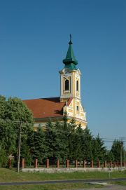 Romai_katolikus_templom_(3).JPG
